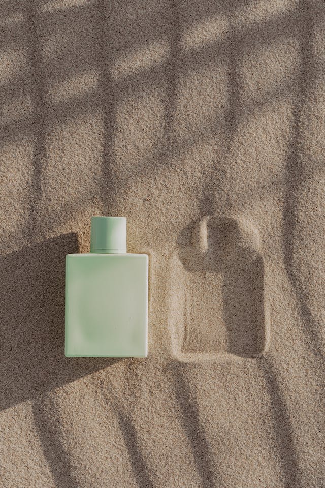 Things to Consider Before Purchasing Perfume Online for Black Friday