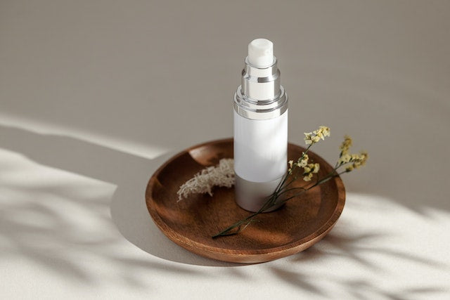 Here are 5 benefits of purchasing perfume gift sets from The Perfume Box for the Memorial Day